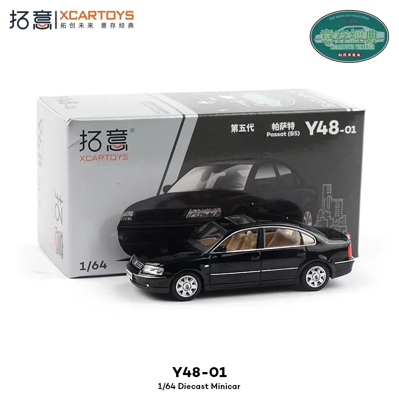 

XCartoys 1:64 Passat gen5 Die-Cast Car Models