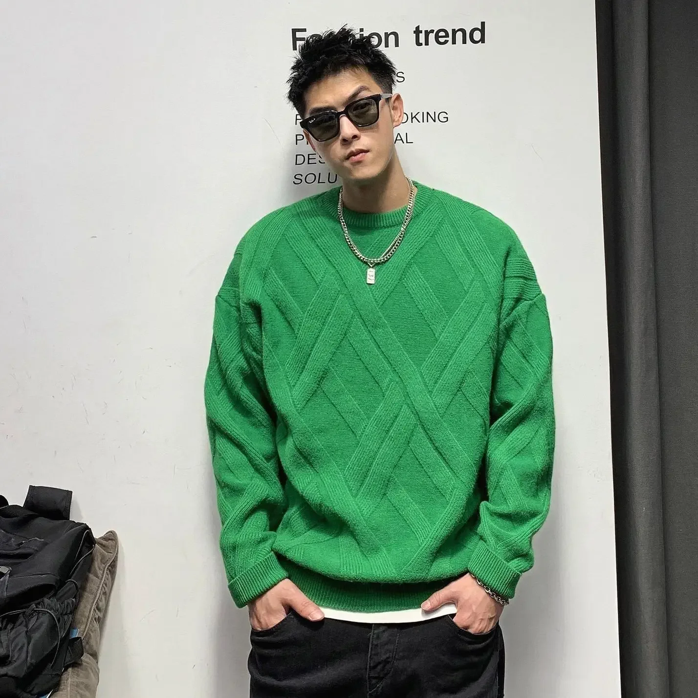 

Warm Knitwear Round Collar Solid Color Fleeced Pullover Man Crewneck Loose Fit Korean Popular Clothes Knitted Sweaters for Men