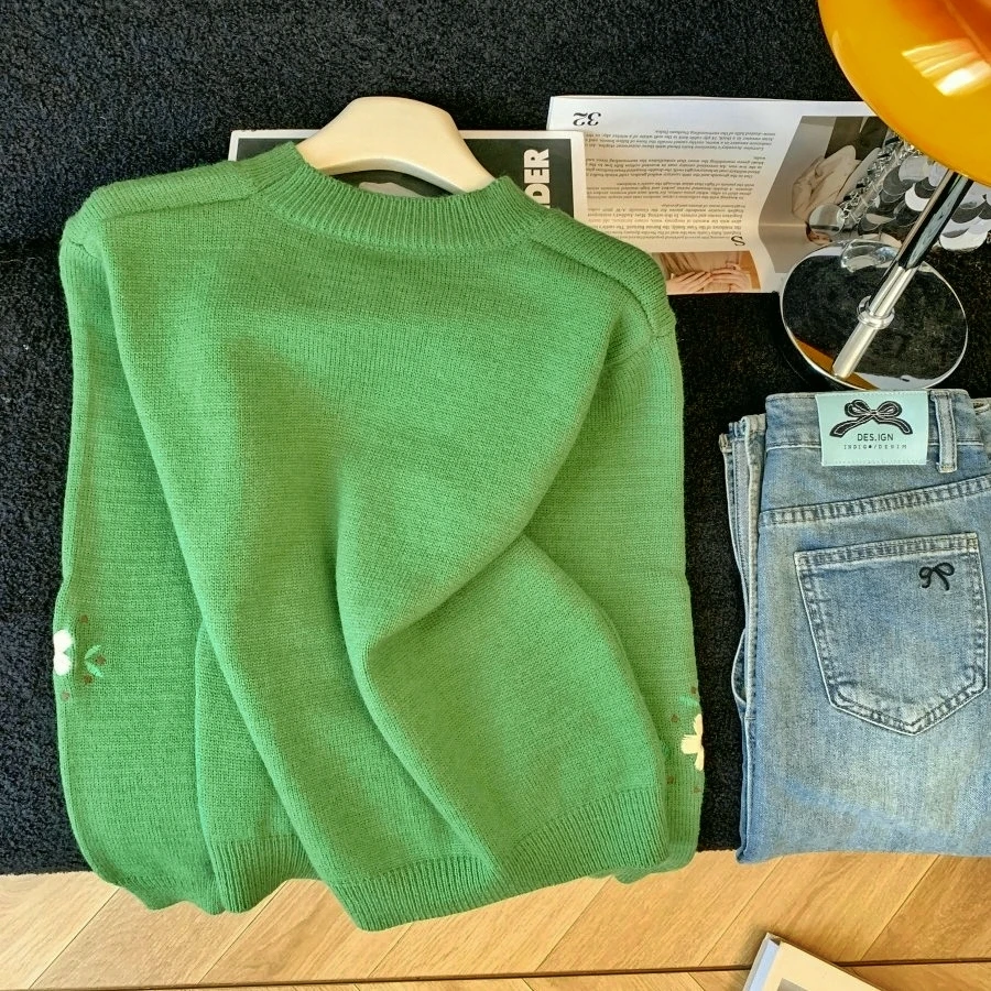 Sweater Women's Retro Jacquard Embroidery Soft Warm O-Neck Knitted Sweater Autumn Loose Forest Series Green Knitted Top 2024 New