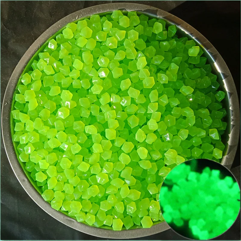 100-200Pcs/Bag Mixed Color Outdoor Luminous Stones Glow In Dark Garden Pebbles Fish Tank Decoration Pebble Rocks Aquarium Decor