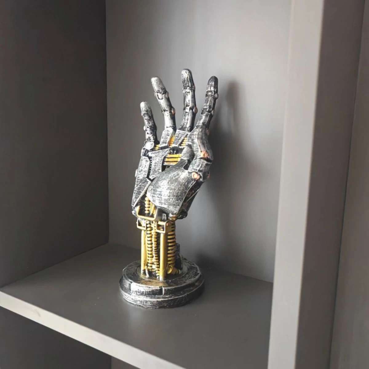 LSY Cyberpunk mechanical arm switch handle storage computer competition desktop stand resin ornament for boys