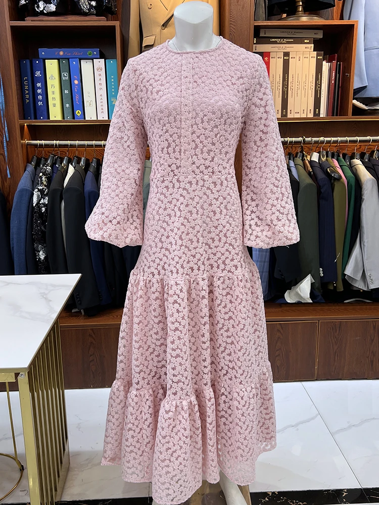Customized women's round neck pink floral lace evening gown, adjustable in size and color, suitable for special occasions