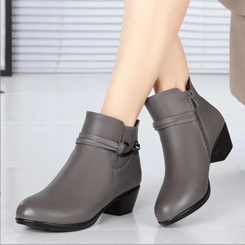 2024 new winter genuine leather women's Martn boots wool warm ankle boots large size 41 42 43 gray party boots women