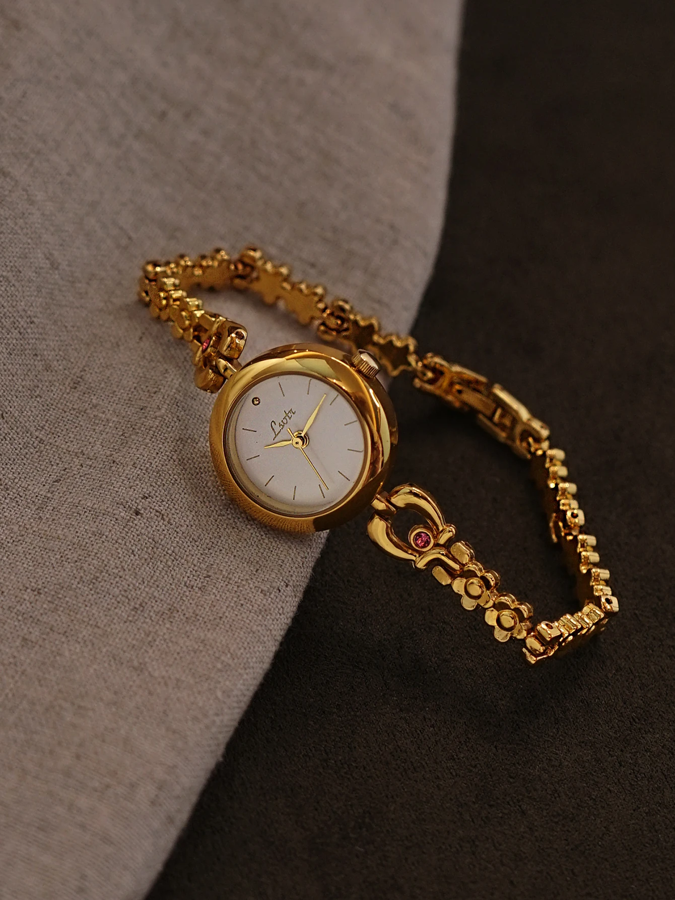 1 Nouvelle montre pour femme a - Luxury Watch Events avis et prix
