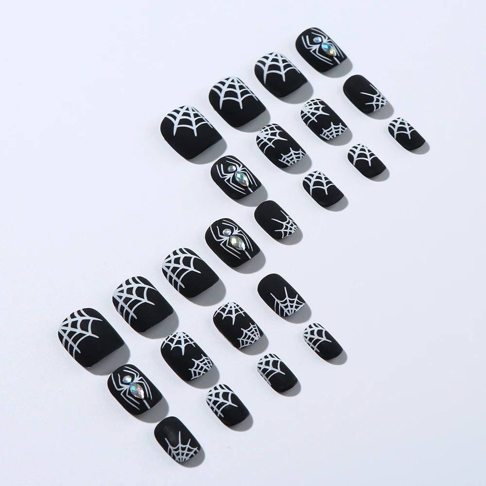 24 pièces noir Halloween presse sur ongles avec diamant toile d'araignée conception faux ongles conseils court carré portable Y2K faux bout des doigts 1