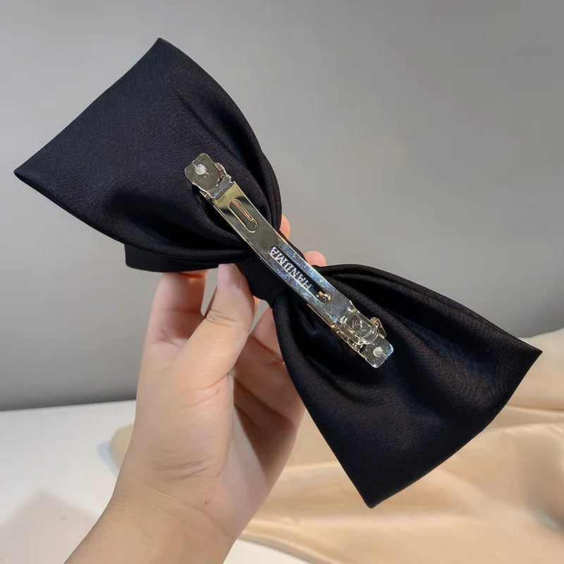 Matte Silk Bow Hairpin Oversized Vintage Solid Barrette Classic Fairy Tale Bridal Updo Clasp Girl Sleek Party Headdress Ornament