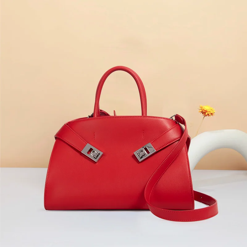 

New Fashion Temperament Boston Bag Red Genuine Leather Handbag Hug Pillow Bags Tote Advanced Feeling Commute Handbags