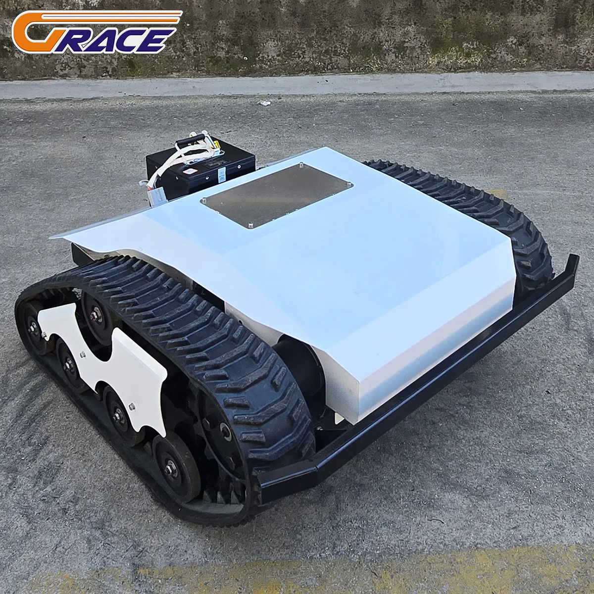 رائجة البيع صفر بدوره التحكم عن بعد الزاحف جزازة العشب عرض القطع 550 مللي متر 1000 مللي متر 1100 مللي متر الزاحف جزازة العشب لقطع العشب