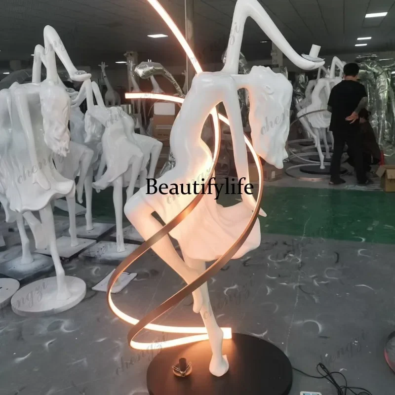 R134 Art Dance Muse Sculpture Floor Lamp Ornament Living Room Shopping Mall Hotel Decorative Figure Sculpture