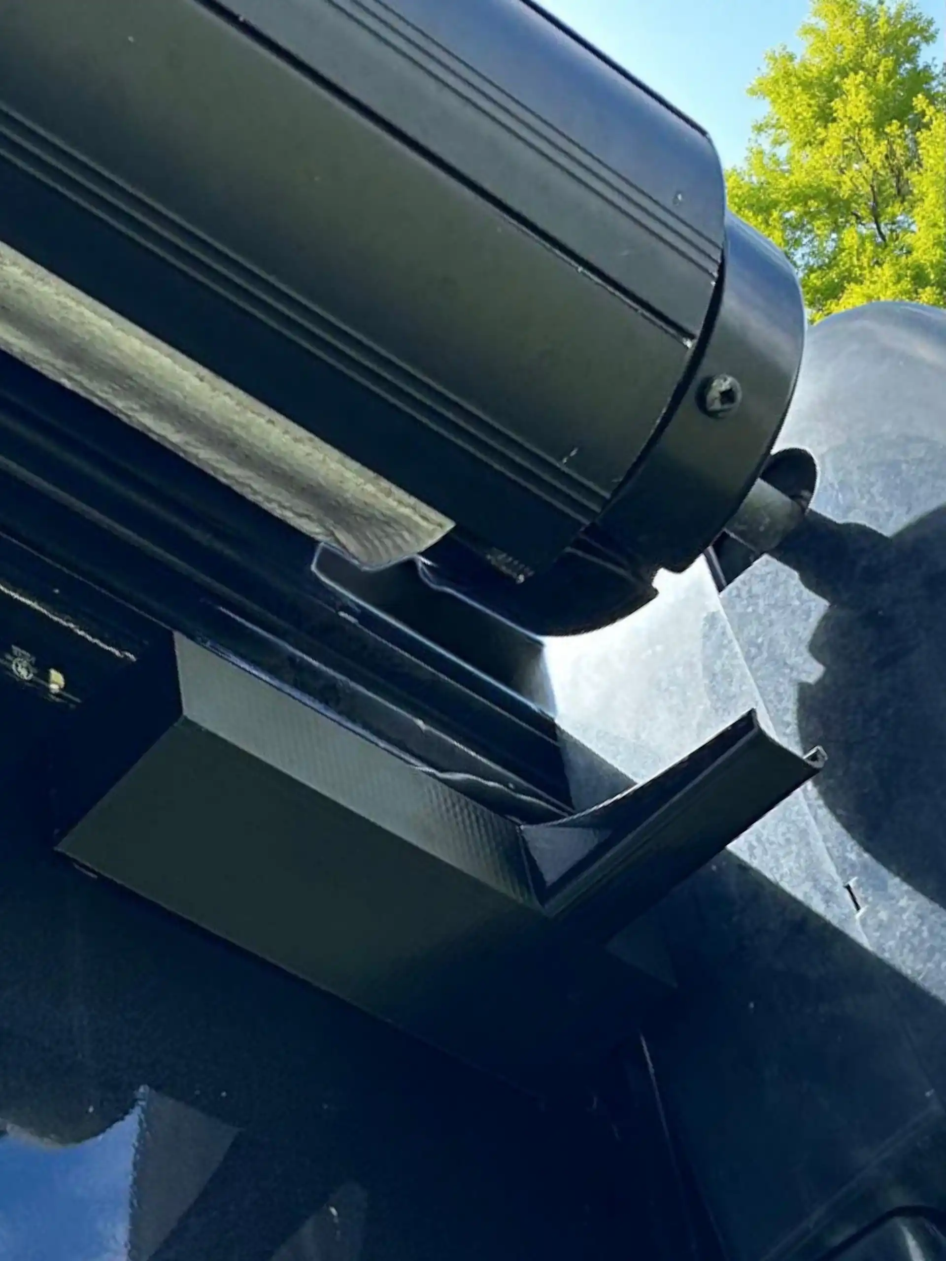 1PC Black RV Roof Water Channel RV Gutter Spouts Mini Gutters for Gazebo RV Roof Drip Edge Gutter Extender Guides Rainwater Away