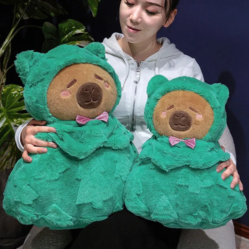 

﻿ Кавайная рождественская елка в форме капибары, плюшевая игрушка, мягкая капибара, пушистая кукла, мягкая подушка для сна, диванная подушка, игрушки для сна