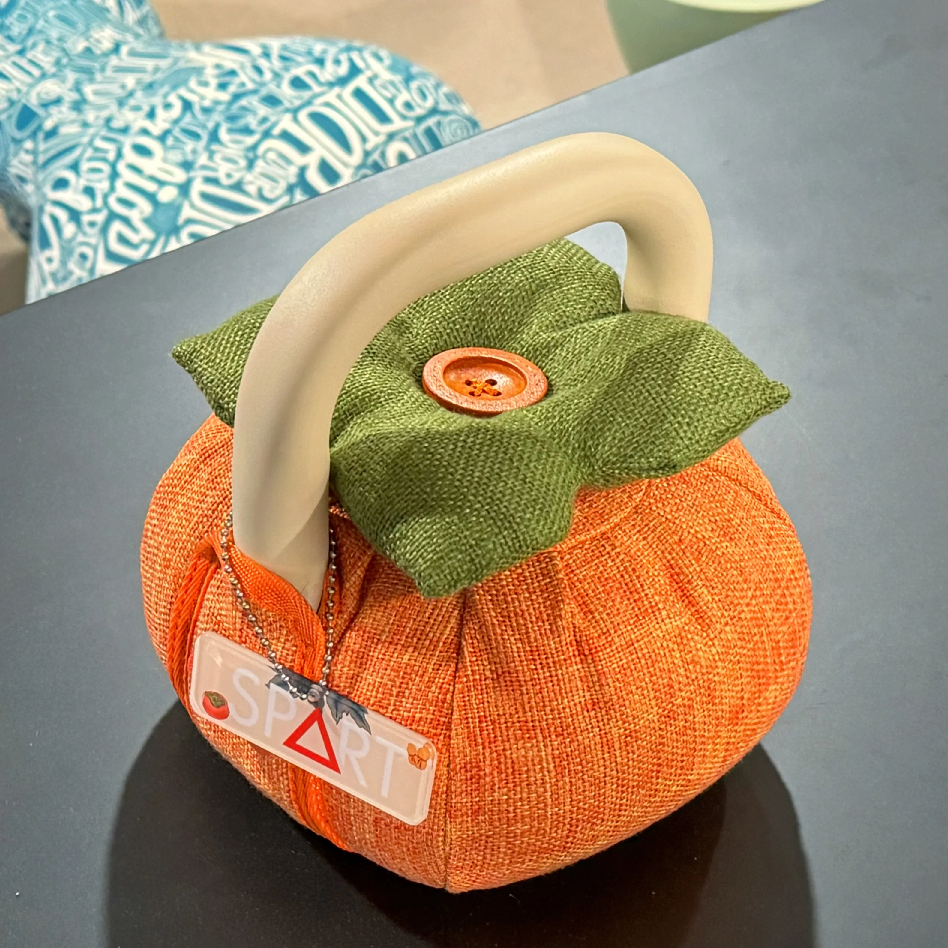 เคตเทิลเบลล์รูปผลไม้สีส้ม ของเล่นคลายเครียด น่ารัก มีคุณค่าทางอารมณ์ ของขวัญ ของใช้ในบ้าน ปลอดภัย ป้องกันการกระแทก