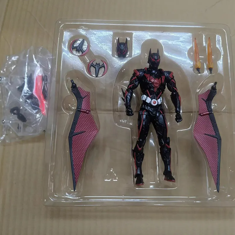 

New Hot Kaiyodo Batman Beyond Nr066 Revoltech Amazing Yamaguchi In Stock Anime Action Collection Figures Model Toys