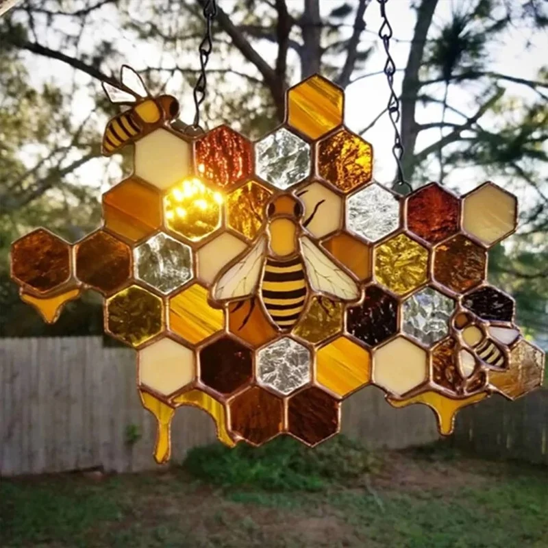 

Bee Honeycomb Honey Hanging Ornament Charm Suncatcher Hanging Bee Garden Decor Outdoor Art Metal Board Pendant Home Decoration