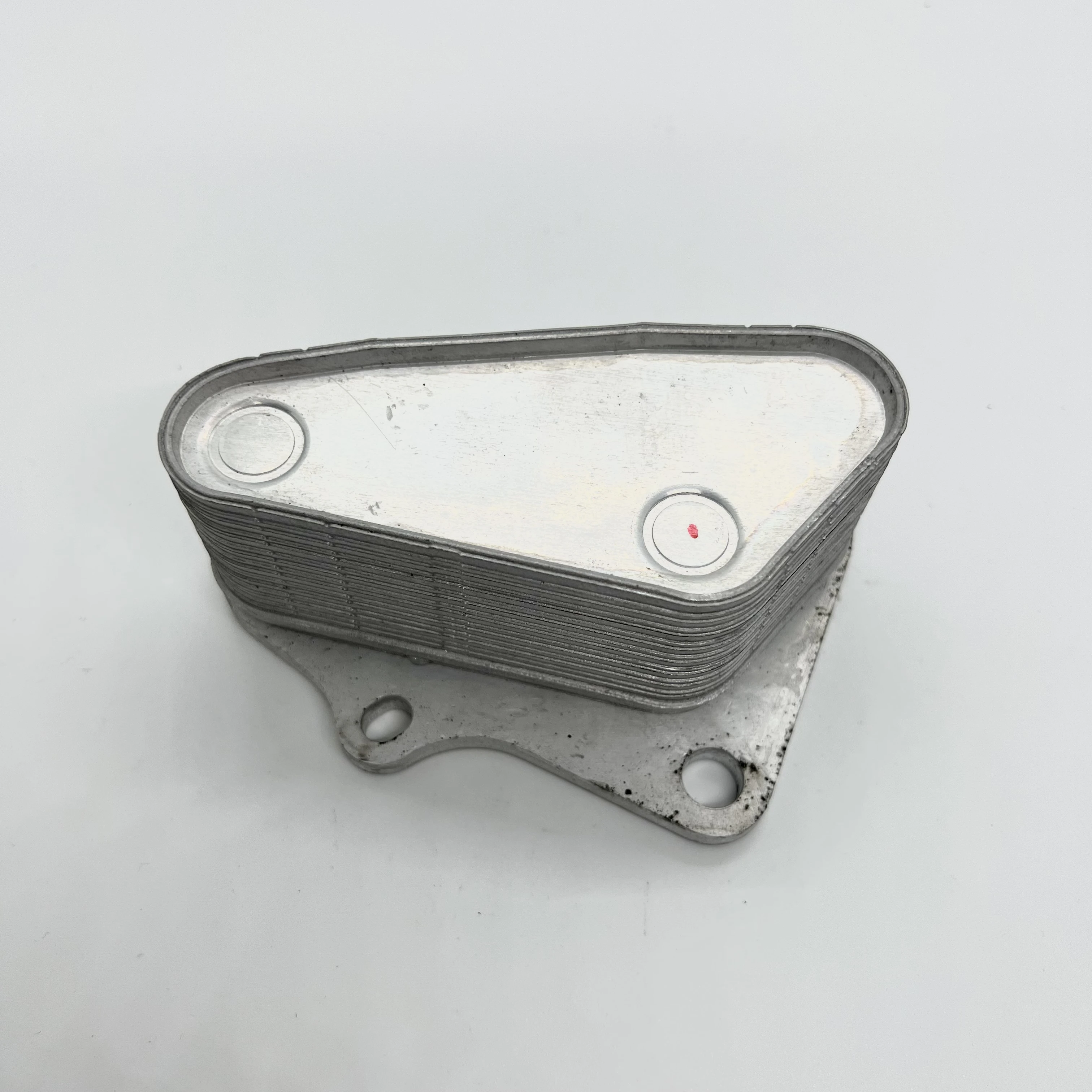 

1pc Engine Oil Cooler Genuine Parts 12678774 Engine Oil Cooler Suitable for Buick, Opel, Chevrolet