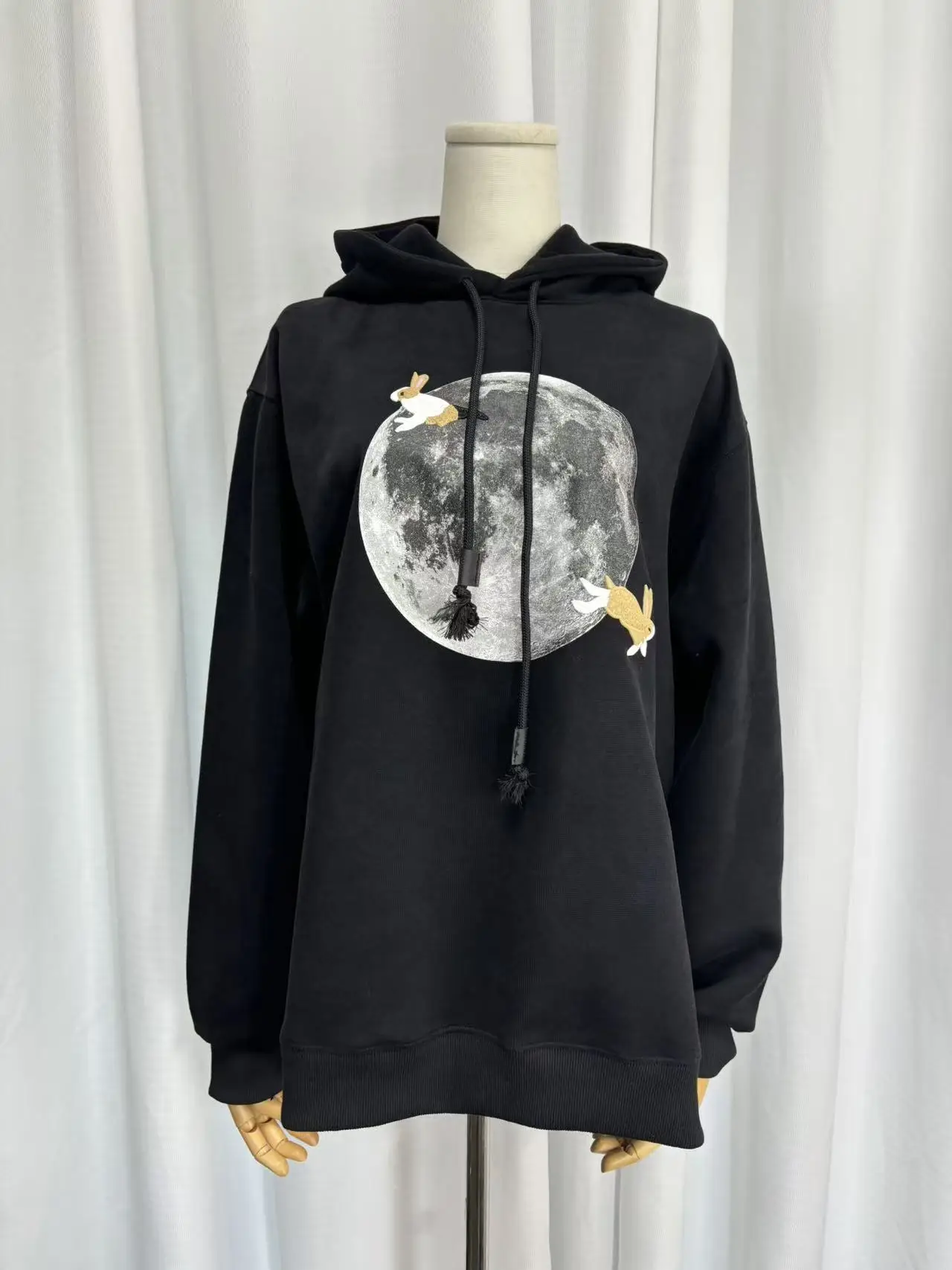 Korean Style Moon Rabbit Embroidery Long Sleeve Hoodie Women Autumn New Oversized Casual Sweatshirt