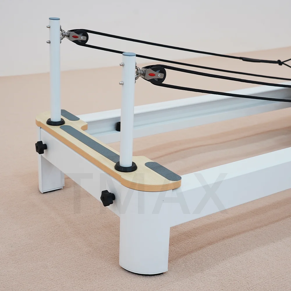 Tmax Hot Sales Weißer Aluminium-Pilates-Reformer für gewerbliche Nutzung, Studio-Pilates-Maschinenformer