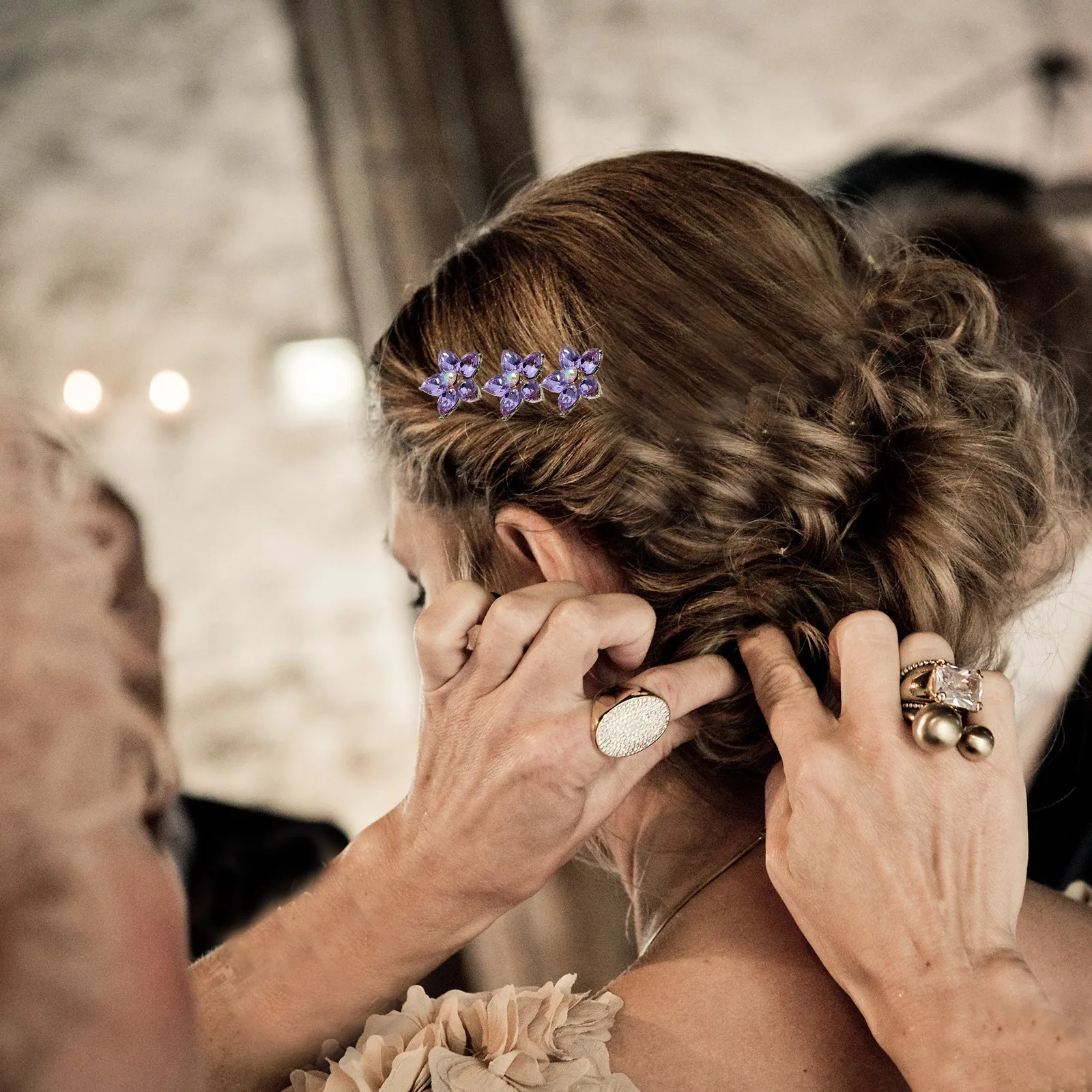 กิ๊บติดผมประดับเพชร 4 ชิ้น แบบเจาะน้ำ สำหรับเจ้าสาว งานแต่งงาน ตกแต่งทรงผมสวยหรู