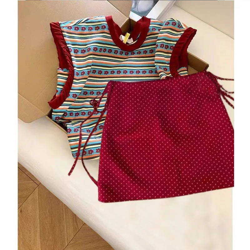 

Летний модный женский комплект: красный топ и юбка, корейский стиль, элегантный, стройнящий силуэт, юбка средней длины, комплект из двух предметов