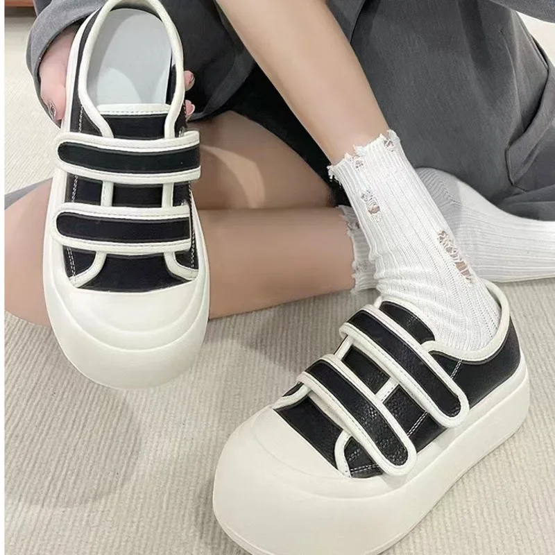 Thick Soled Little White Flat Shoes Women 2024 New Velcro White Canvas Shoes Ugly Big Head Shoes Cookie Sole Single Shoes