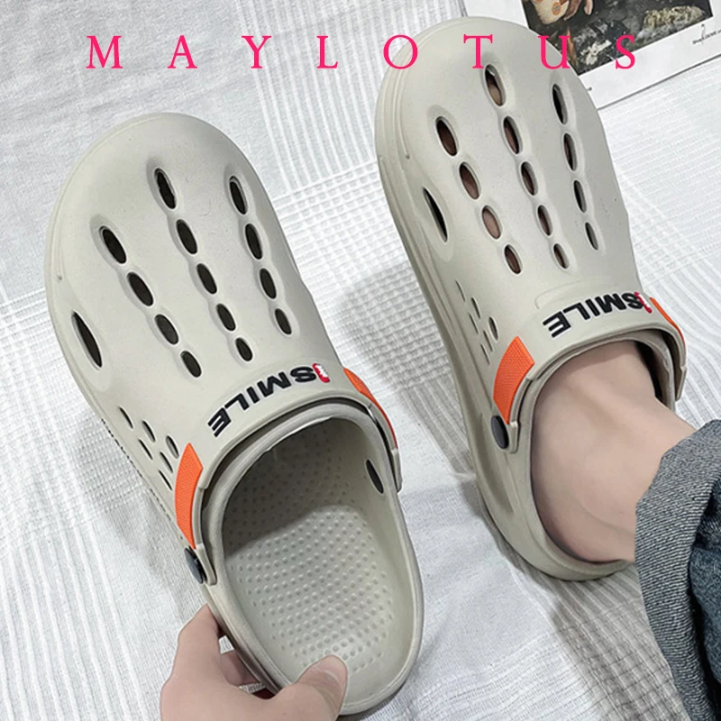 Fashion Men Beach Sandals Outdoor Clogs Comfortable Indoor Slippers Trend Men Casual Shoes Home Garden Shoes Mens Beach Sandals