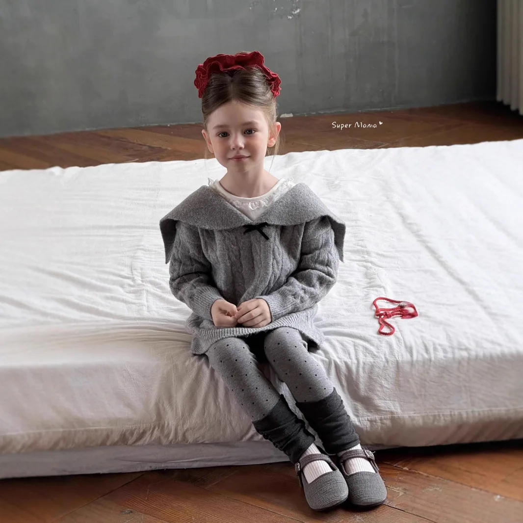 

2025 autumn new knitted sweater pullover jacket girls sweater children polka dot leggings medium and small