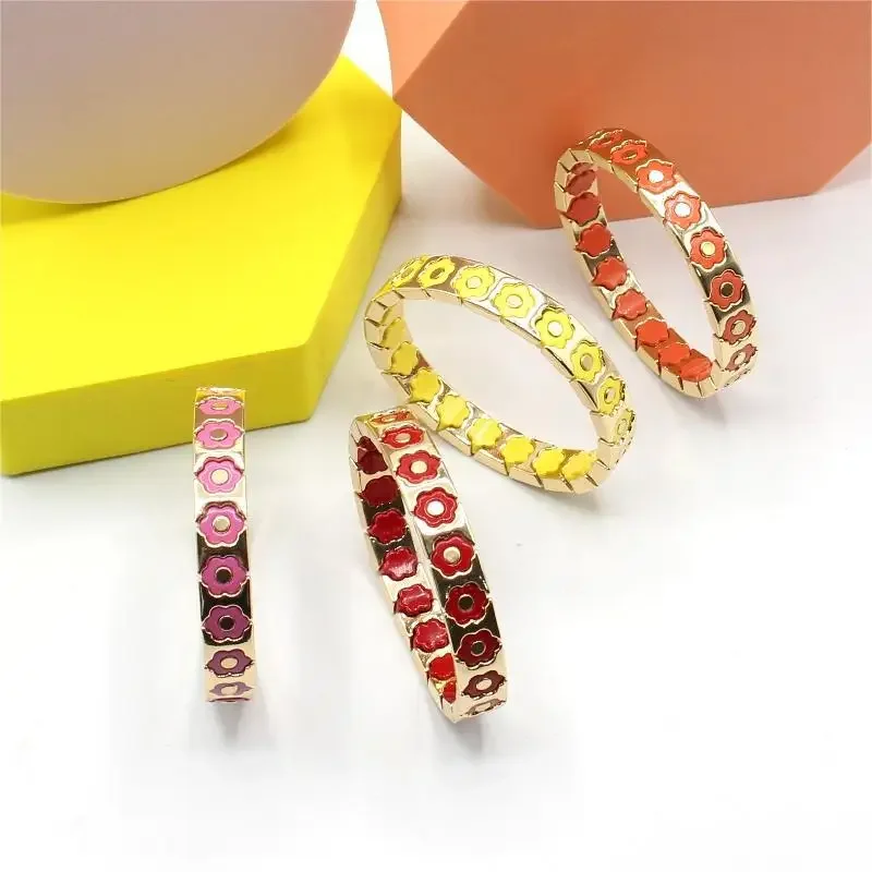 

2024 Hot European and American Enamel Bracelet Color Flowers DIY Women Elastic Bracelet Jewelry Accessories