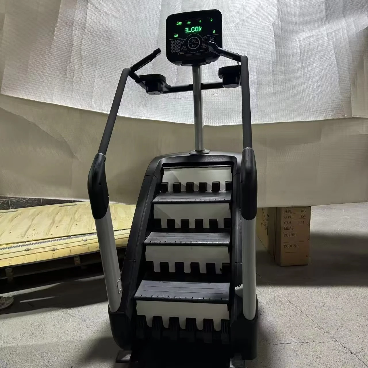 Gym Equipment Stairmaster Machine Electric Stair Climber Stair Machine Vertical Cardio Exercise Stepper Commercial Stepmill