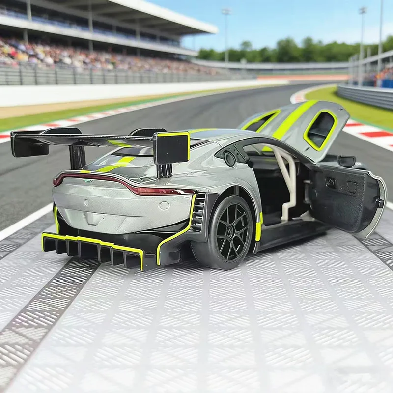 

NEW 1:22 Aston Martin Vantage GT3 Alloy Racing Car Model Sound and Light Pull Back Children's Toy Collectibles Birthday gifts