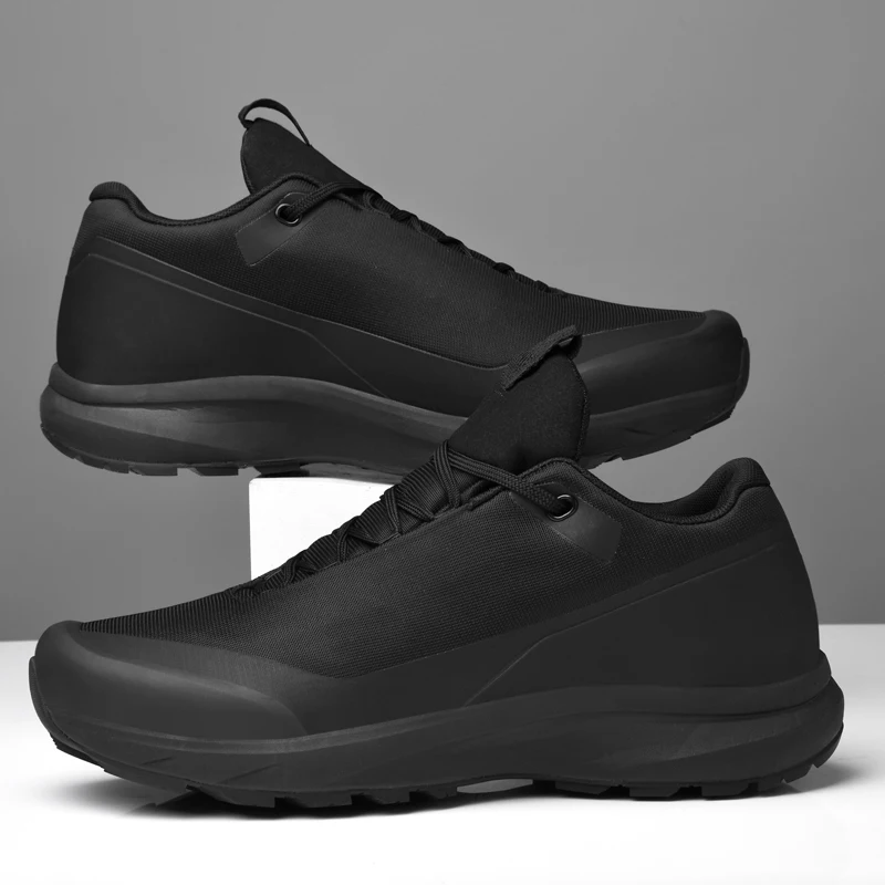 

High End Men New Thick Soled Outdoor Casual Shoes Are Breathable Soft Cushioned Non Slip Wear-resistant Hiking Shoes