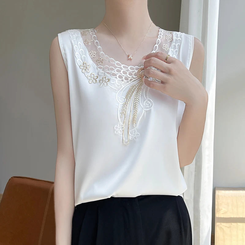 

Women's Vest, Suspbottomer Bottoming, Silk Blbottomed Spring and Summer Top with Lace Round Neck, Versatile Sleeveless Silk Satin Loose Style, High-Bottom Top