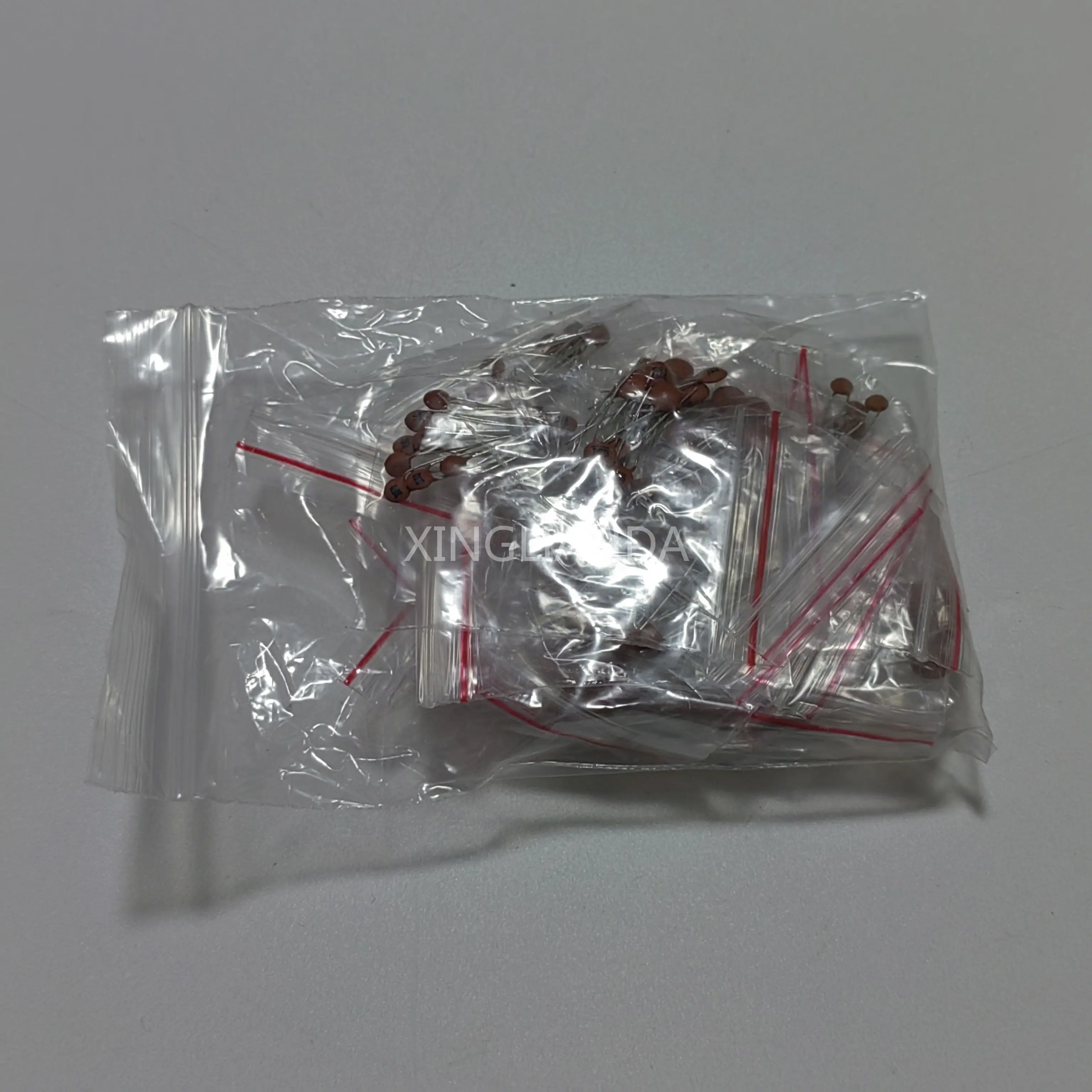 300PCS 2PF-0.1UF 30 ValuesX10pcs=300pcs Ceramic capacitor Electronic Components Assorted Kit