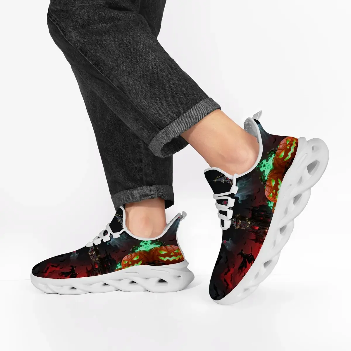 

New Low-top Parent-child Casual Sports Shoes for Both Men and Women with A Lace-up Color-matched Banknote Pattern Design