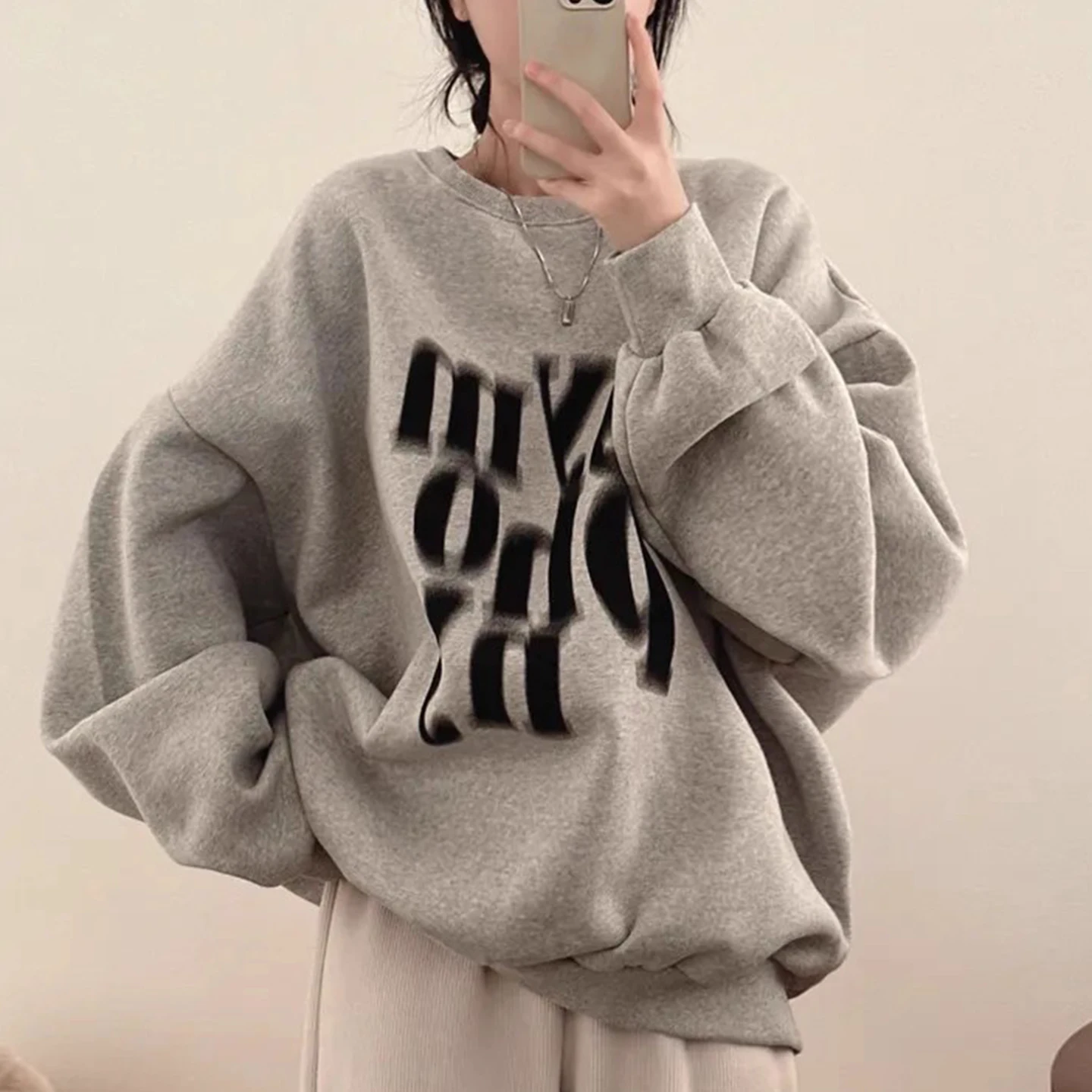 

Повседневная толстовка с капюшоном большого размера, женская дизайнерская толстовка контрастного цвета с буквенным принтом, зимняя новинка, удобный свободный топ