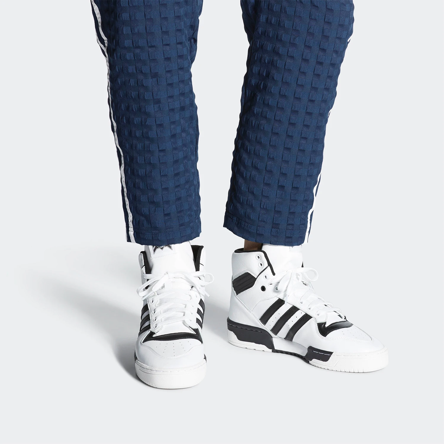 

Adidas genuine new clover RIVALRY men's classic shoes EE4404