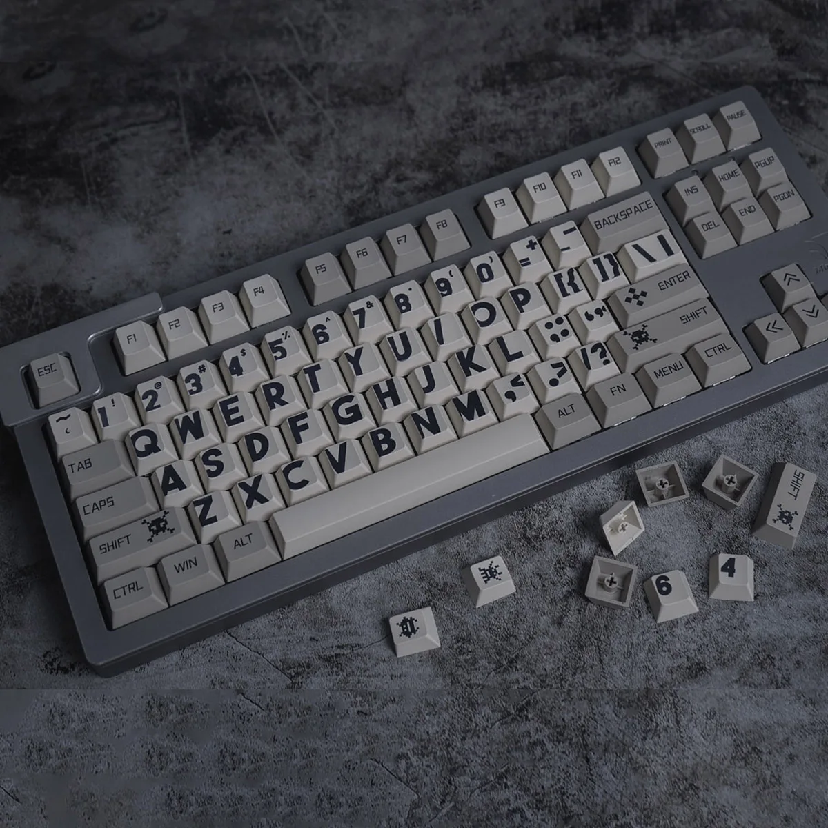 Imagem -01 - Gmk 142 Teclas Retrô Pretas de Caracteres Grandes Teclas Cereja Perfil Pbt para Kit de Teclado Mecânico mx Switch 87 104 Teclas gmk 142 teclas retro pretas de caracteres grandes teclas cereja perfil pbt para kit de teclado mecanico mx switch 87 104 teclas 01