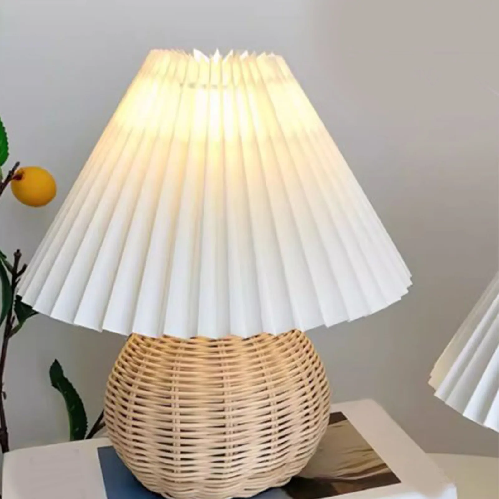 

ZK50 Small Table Lamp Bedside Bedside Table Mini Lamp Bedroom Living Room Side Table Rattan Pleated Aesthetic Retro Lamp