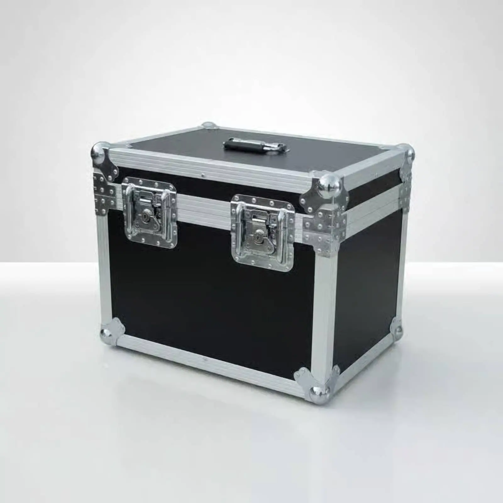 aluminum-aviation-case-sturdy-portable-aluminum-tool-box-lockable-aviation-case-reinforced-corners-locking-equipment-trunk