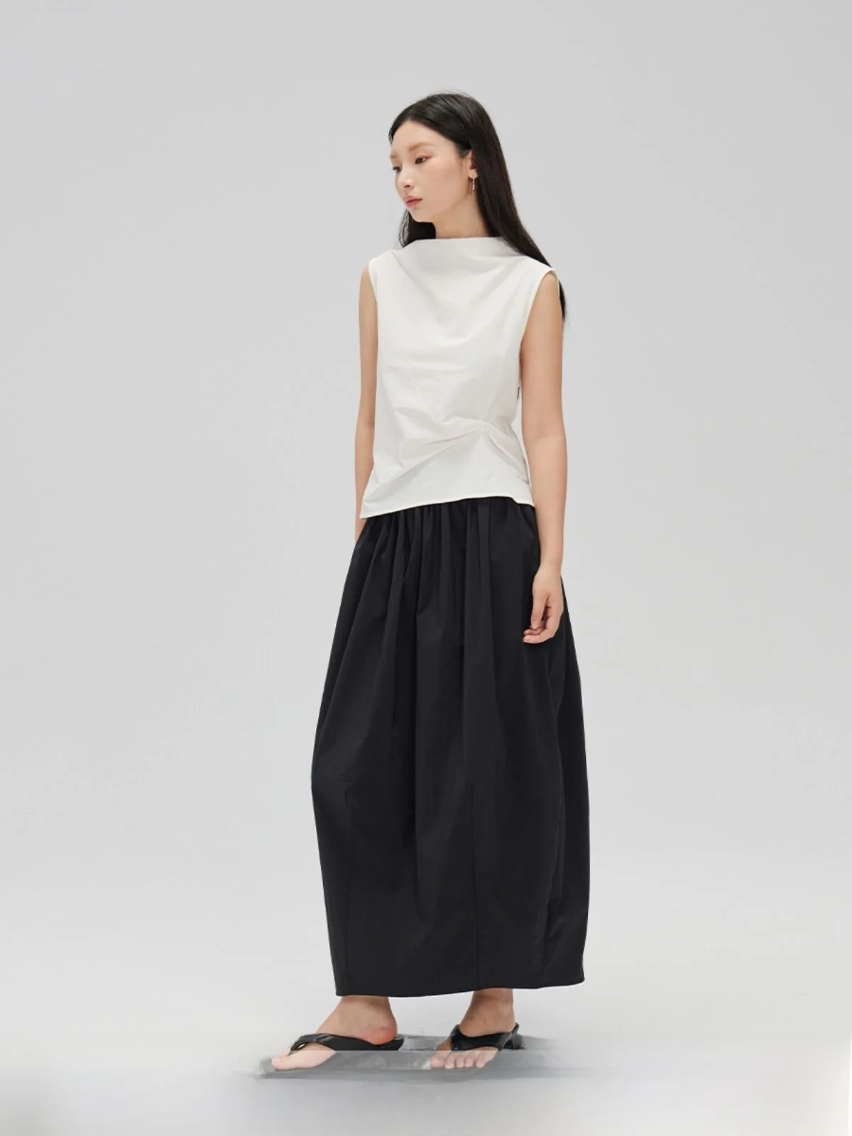 

Черная юбка-миди с высокой талией, прямого кроя, А-силуэт, в корейском стиле, летняя новинка, стройнящая, скрывающая бедра, женская модная одежда