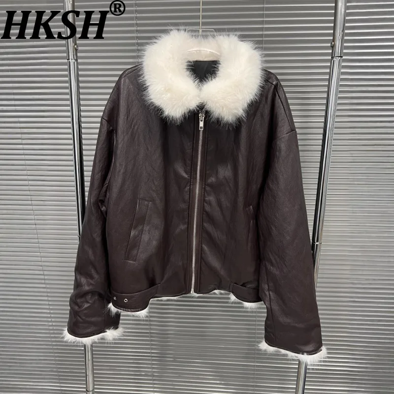 

HKSH Autumn Winter New Women Cotton-padded Coat PU Leather Spliced Faux Fur Collar Color Block Zipper Retro Warm Jackets HK16784