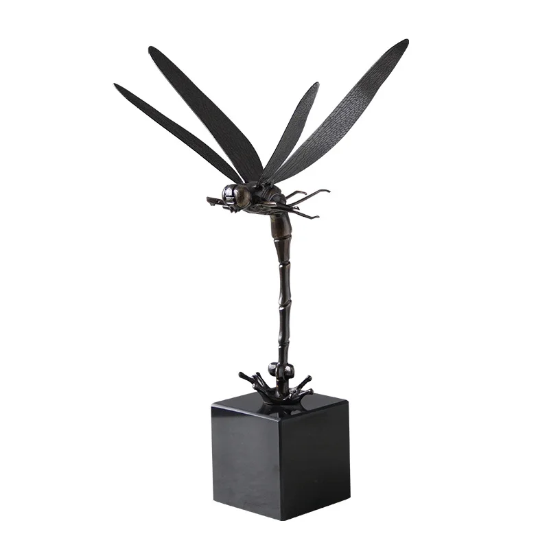 high-quality copper dragonfly, dot water, creative art ornaments, model room, hotel living room, study, entrance table