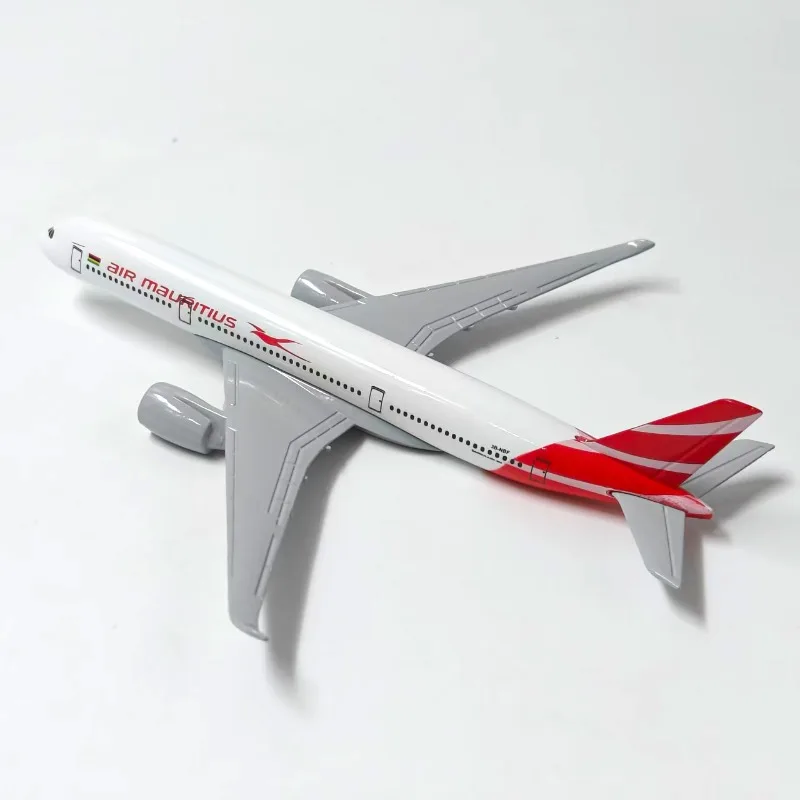 

Diecast About 16CM Long A350 Passenger Aircraft Simulation Alloy Aircraft Model Aviation Static Collection Ornament