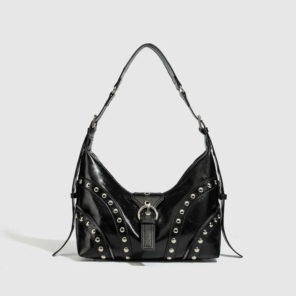 

2025 новая пригородная американская сумка-локомотив с заклепками в стиле ретро, женская ниша, сладкий и пряный стиль, сумка на одно плечо под мышками