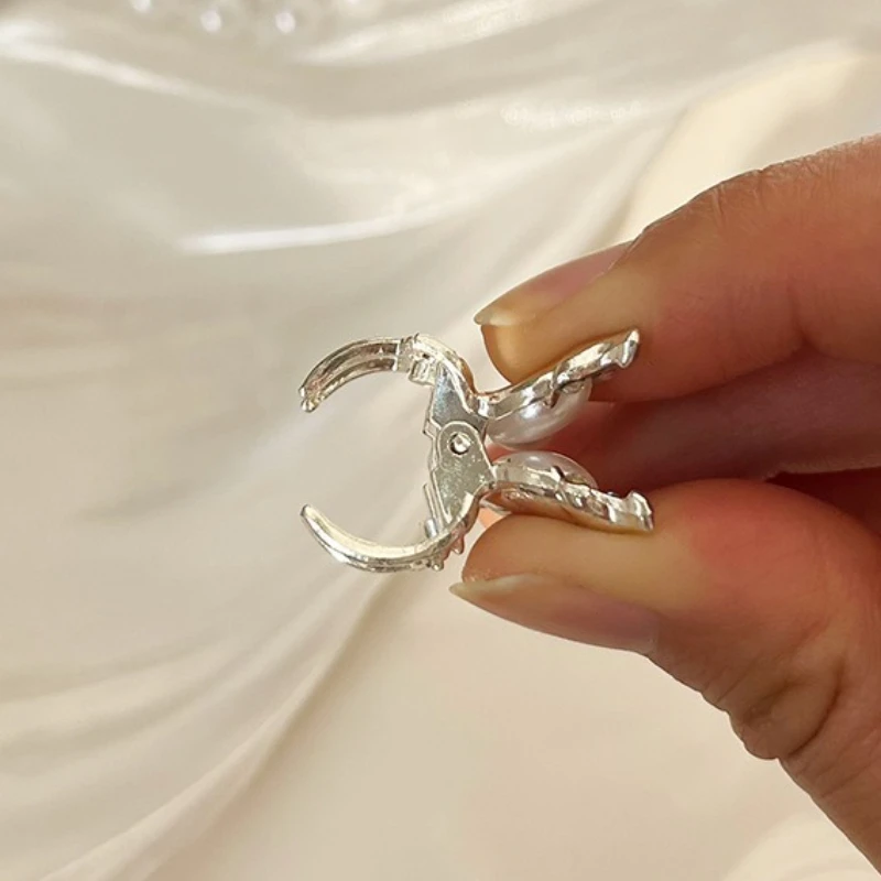 فراشة مشبك شعر أنثى الجانب الانفجارات الصغيرة حجم صغير تأثير الغلاف الجوي الراقية مشبك شعر الماس رصع الشعر التبعي