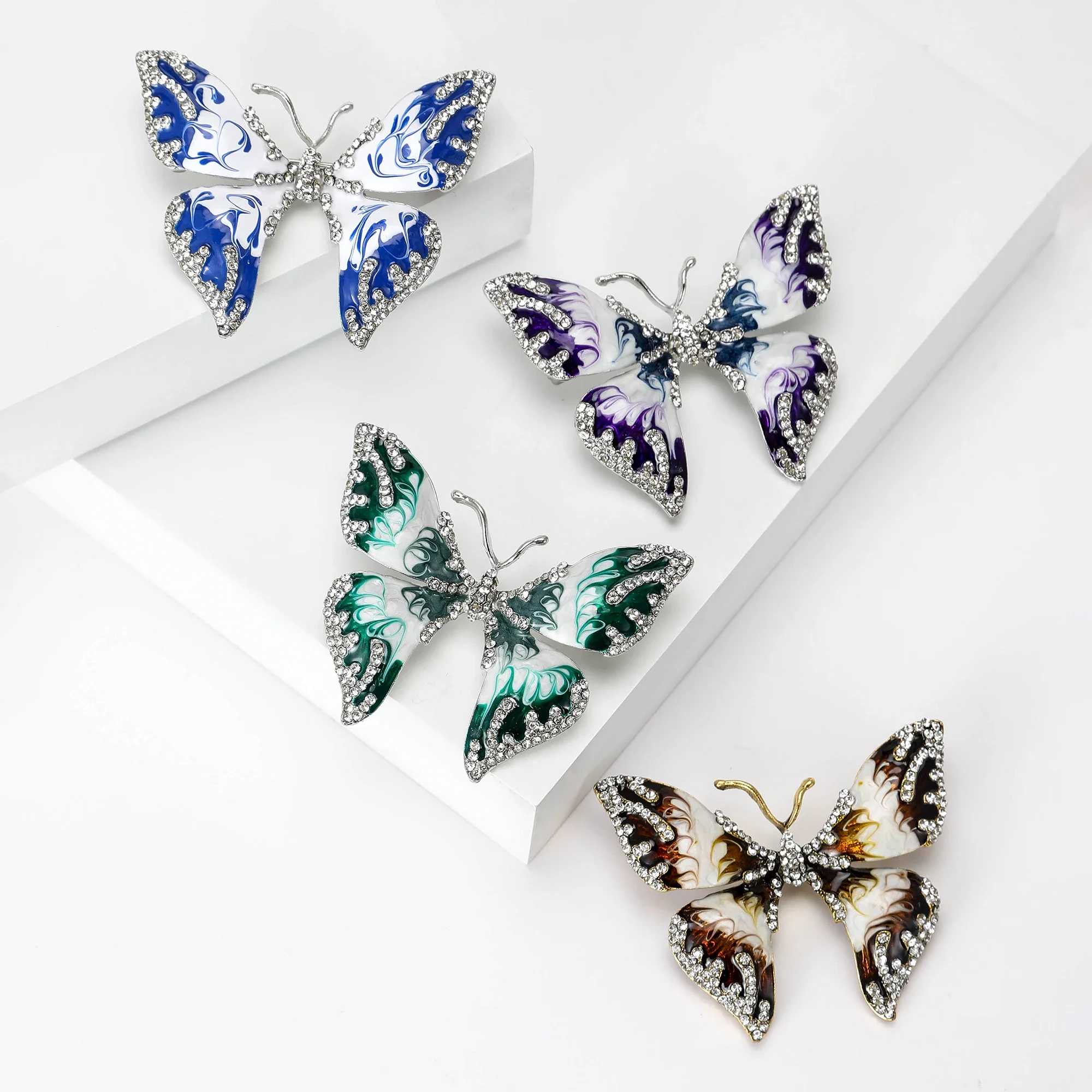 Beaut&Berry Enamel Large Butterfly Brooches for Women Unisex 4-color Insect Animal Pins Casual Party Accessories Gifts