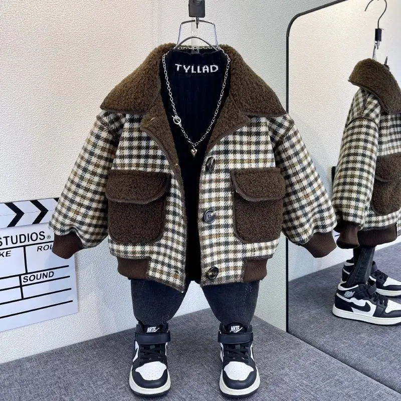 Girl Children\'s Clothing Fleece Plaid Single Breasted Jacket 2026 New Boy Autumn Winter Jacket Baby Korean One-piece Fleece Top