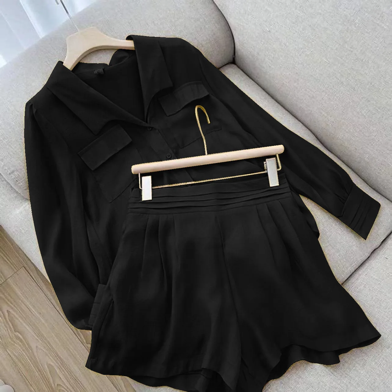 New Sports Suit Casual Fashion Loose Pocket Single-breasted Suit Top Shirt Lapel Solid Color Shorts Two-piece Set