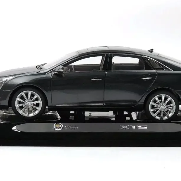 Original 1:18 Cadillac XTS Cadillac XTS Black Old Model Alloy Car Model