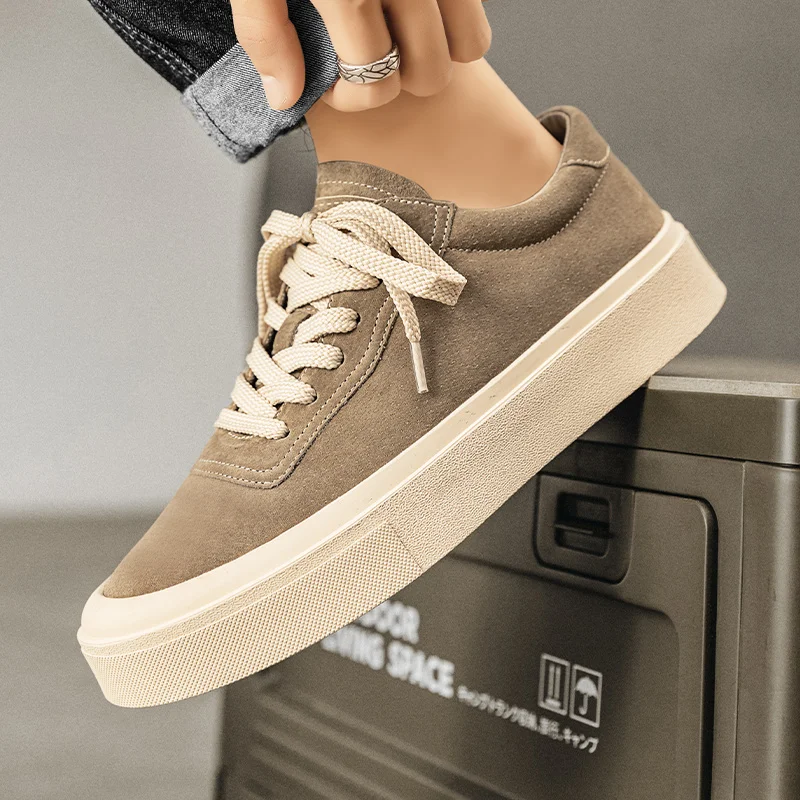 Genuine leather Original Skateboard Shoes Men Fashion Sneakers Men Streetwear Suede Platform Shoes Men Designer Skate Sneakers