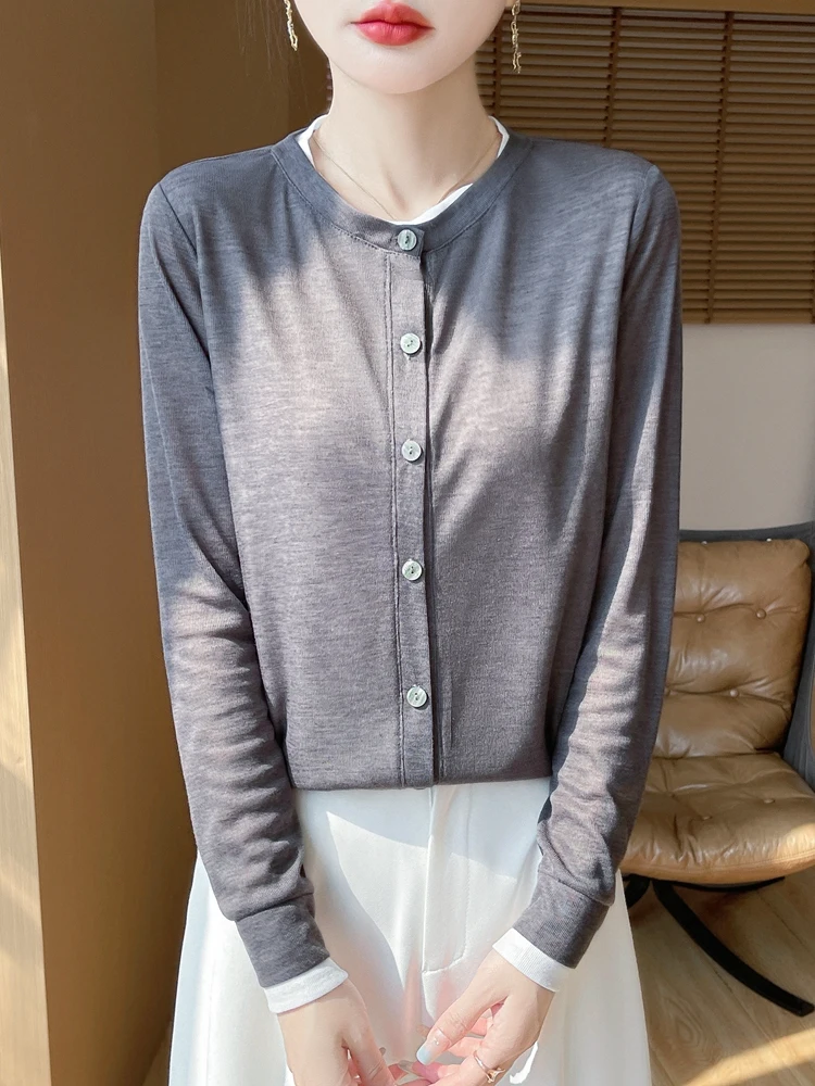 2025 Nuova Primavera Estate Fine Filato Cardigan Sottile O-Collo Lavorato a Maglia Falso in Due Pezzi Manica Lunga Vestiti da Donna Moda Elegante Magliette E Camicette